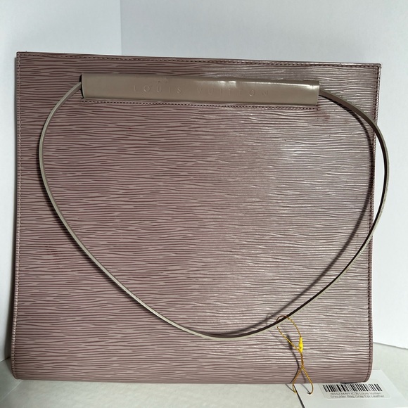 Louis Vuitton Pre-Owned 2004 Saint
Tropez Shoulder Bag - - Picture 6 of 9